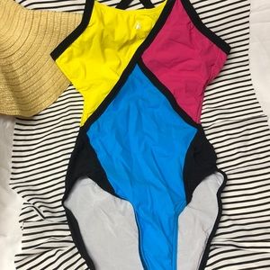 NWT AQUA SPHERE X CELL Size 38 10 Swimsuit